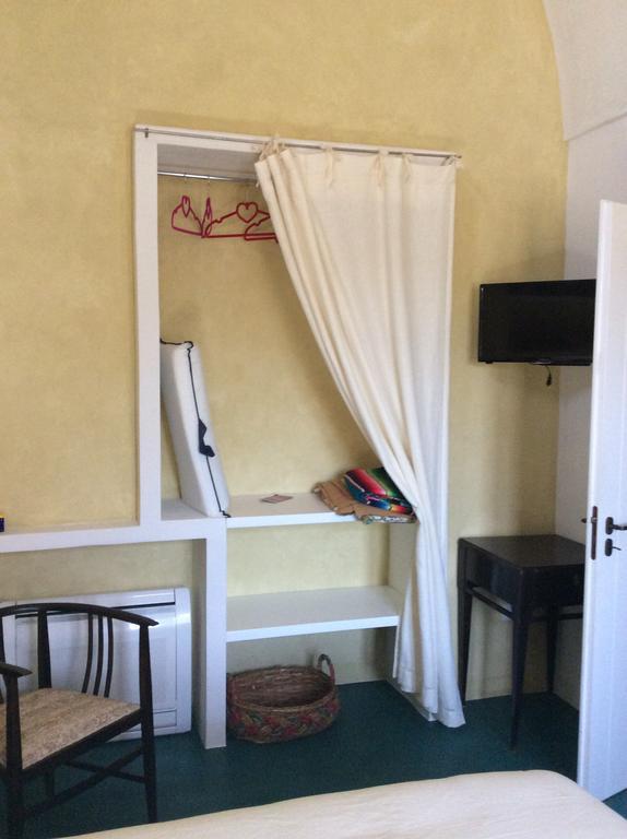 Le Maioliche Hotell Scauri  Eksteriør bilde